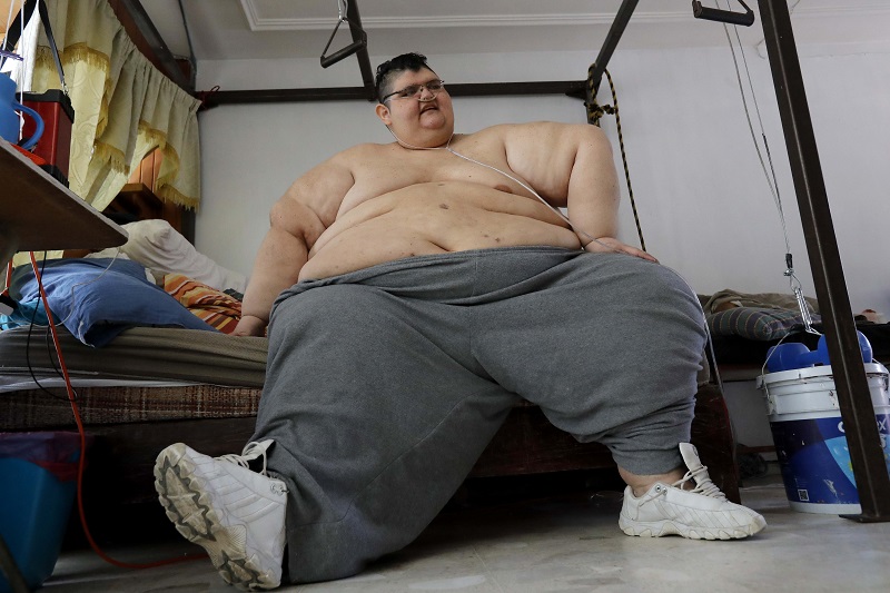 Quien fuera el hombre más gordo del mundo venció al covid-19 en México