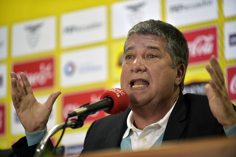 Termina contrato de 'Bolillo' Gómez como seleccionador de Ecuador