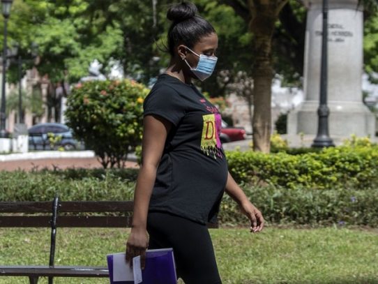Alrededor de 1,800 mujeres no han recibido el fuero maternal en la pandemia