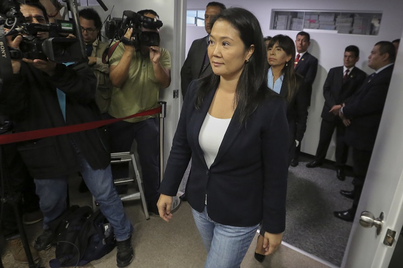 Keiko Fujimori dice que "no existen elementos" para destituir al presidente de Perú