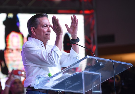 Cortizo asume la presidencia con el reto de limpiar la imagen de Panamá