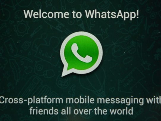 Hackers explotan falla de seguridad en WhatsApp e instalan programa espía