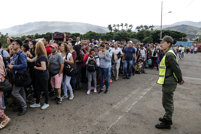 Venezuela exigirá visa a peruanos en "reciprocidad"
