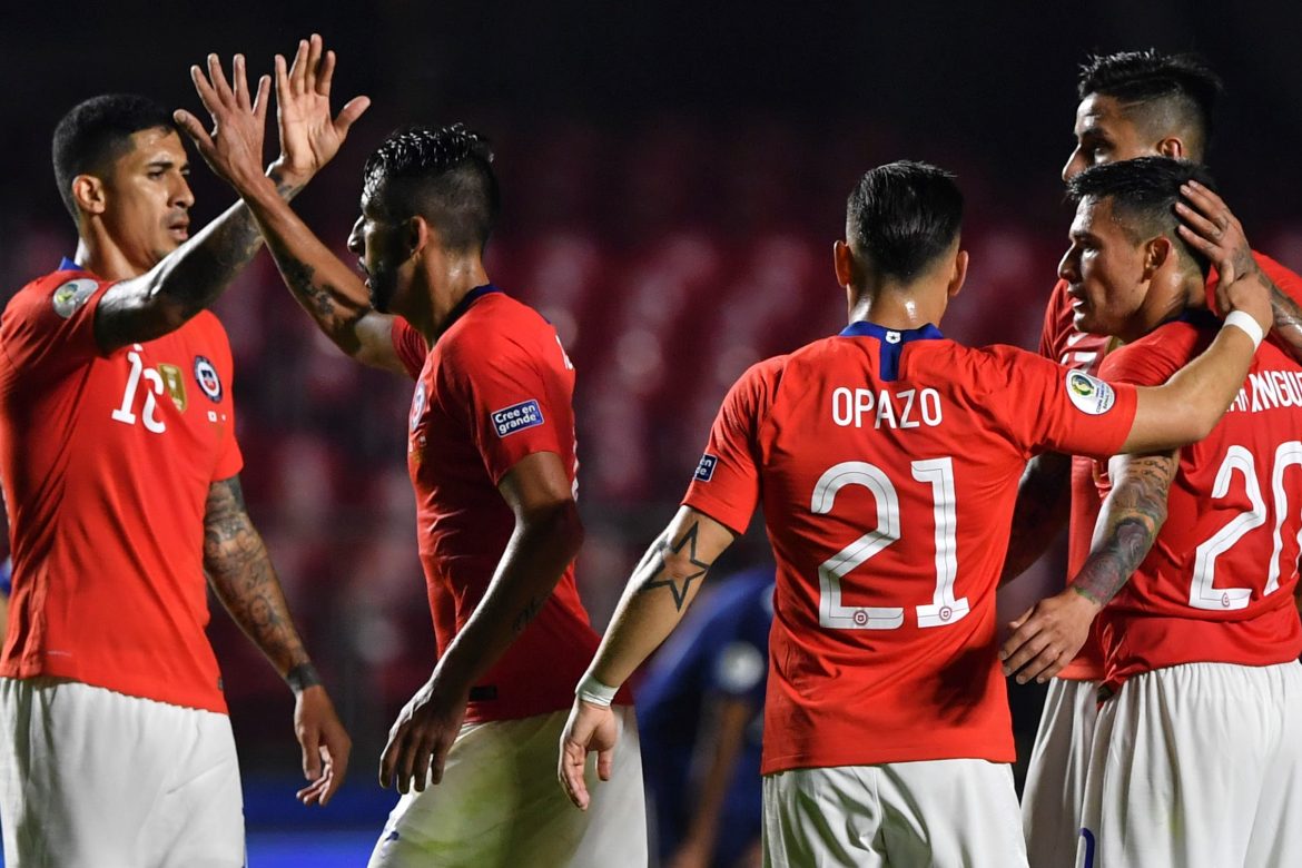 Tras sendas goleadas 4-0, Chile y Uruguay lideran el Grupo C de la Copa América