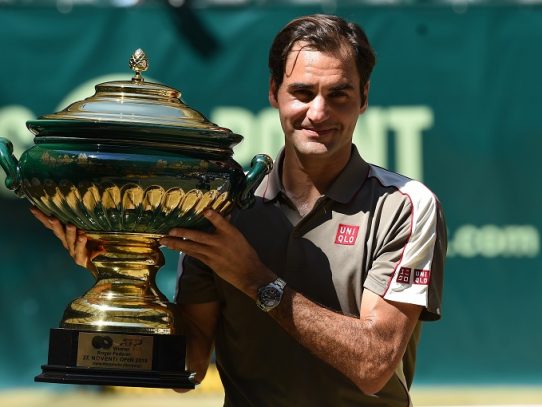 Federer gana por décima ocasión el Torneo de Halle
