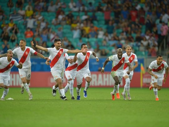 Perú elimina a Uruguay y jugará con Chile en semifinales de la Copa América-2019