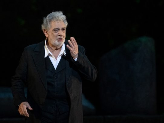 Plácido Domingo abandona la Ópera de Nueva York entre señalamientos de acoso