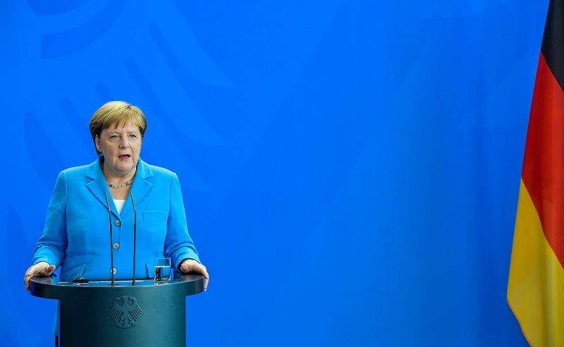 Merkel dice que se encuentra "muy bien" tras nuevo episodio de temblores