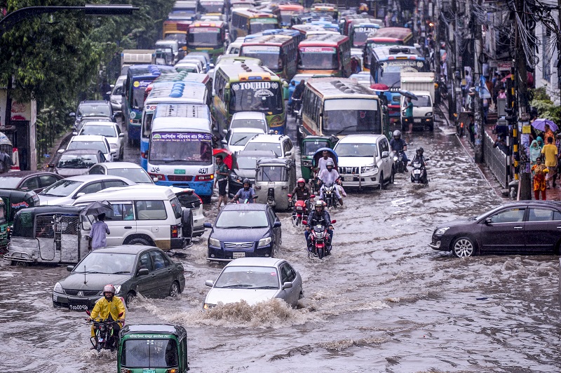 Al menos 180 muertos en el sur de Asia debido a lluvias del monzón
