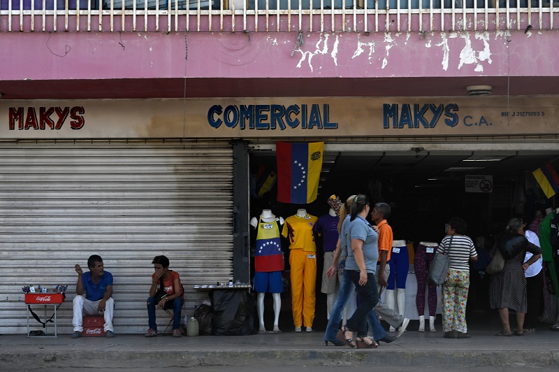 FMI prevé menor hiperinflación en Venezuela en 2019