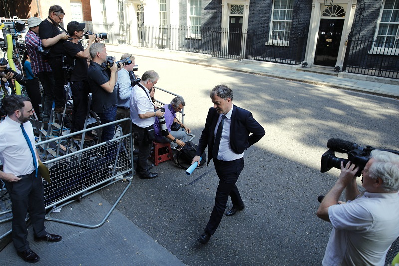 Boris Johnson y su compañera se mudan a Downing Street