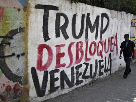 ¿Precipitará el "bloqueo" de EEUU la caída de Maduro?