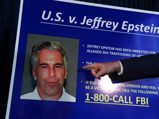 Epstein ocultó archivos secretos en depósitos de almacenamiento