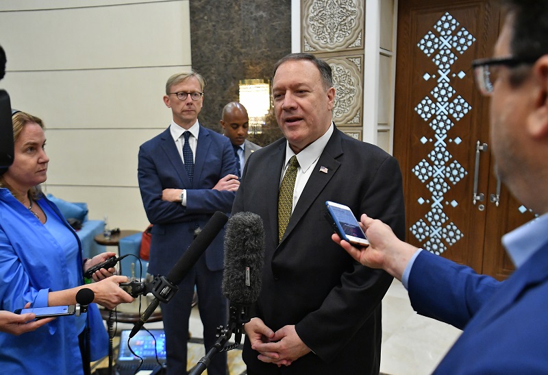 Pompeo asegura que EEUU prefiere una "solución pacífica" al pulso con Irán