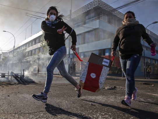 Opinion: Chile despertó, es momento de que despierte el periodismo
