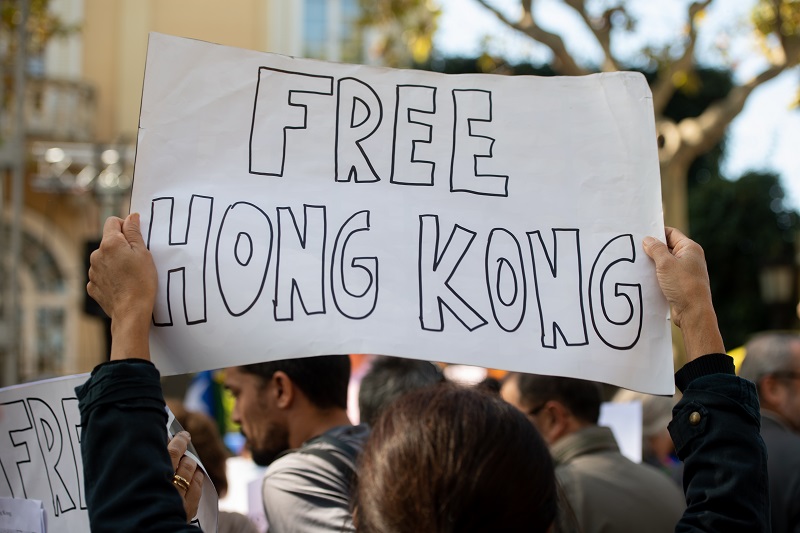 "Terror blanco" en Hong Kong por ataques a figuras prodemocracia