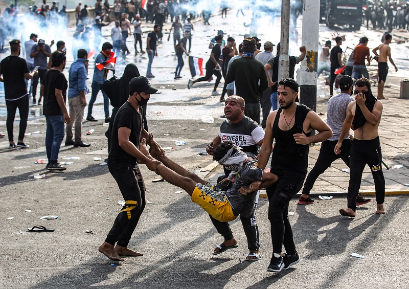 El "sacrificio" de miles de manifestantes iraquíes mutilados