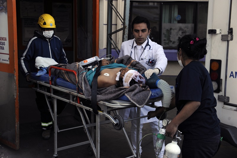 Tres muertos en choques con policías en Bolivia, que irá a examen en la OEA