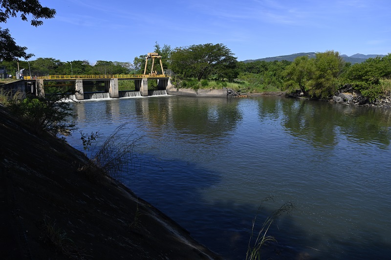 Centroamérica buscará recursos en la COP25 para salvar al contaminado río Lempa