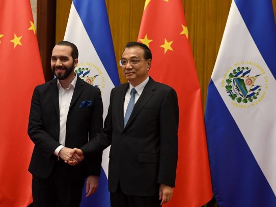 China regala a El Salvador un estadio y una biblioteca tras su ruputura con Taiwán