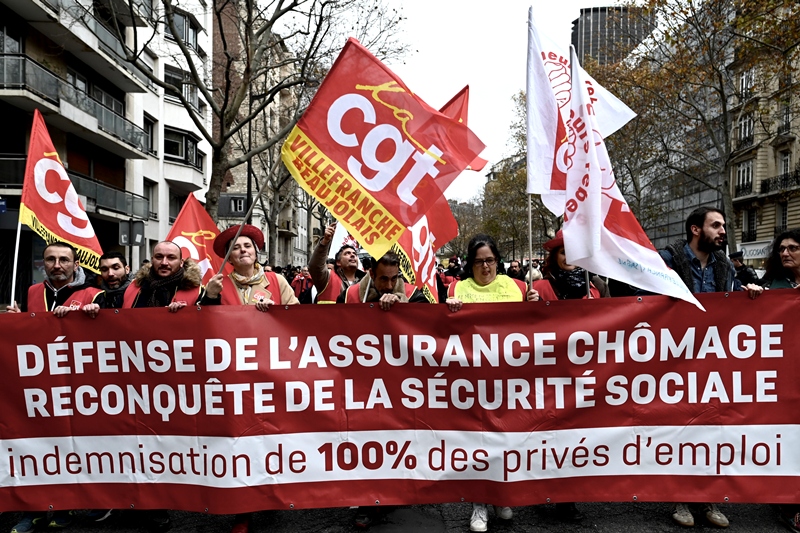 Huelga contra las pensiones se alarga en Francia con el transporte público paralizado
