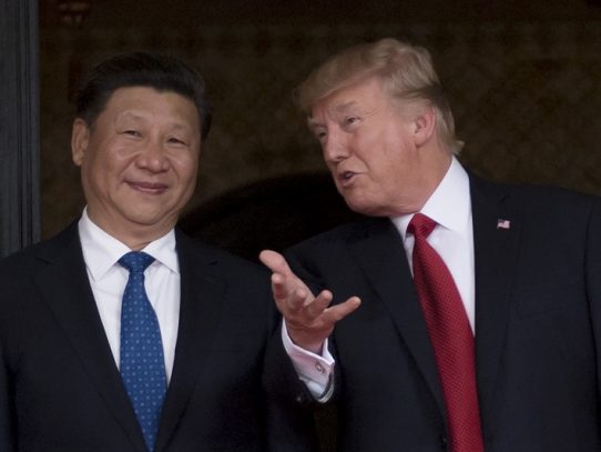 Trump dijo que tuvo una "muy buena" charla con Xi sobre comercio