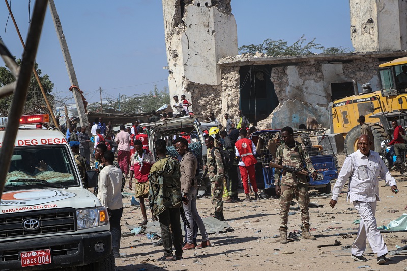 Un atentado deja al menos 76 muertos en la capital de Somalia