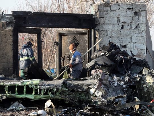 Al menos 170 muertos al estrellarse un avión ucraniano en Irán