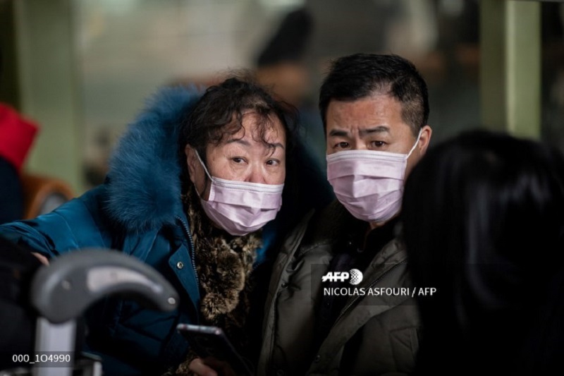 China reporta 258 muertos por coronavirus y aumentan las restricciones de viajes