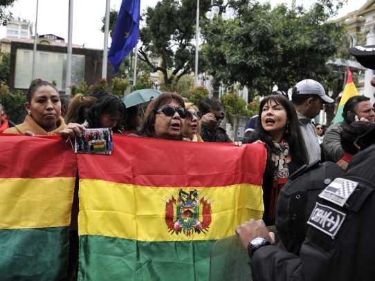 Bolivia garantizará la seguridad del voto en las presidenciales con militares