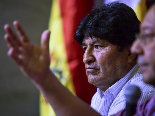 Evo Morales viajó a Cuba por cuestiones de salud