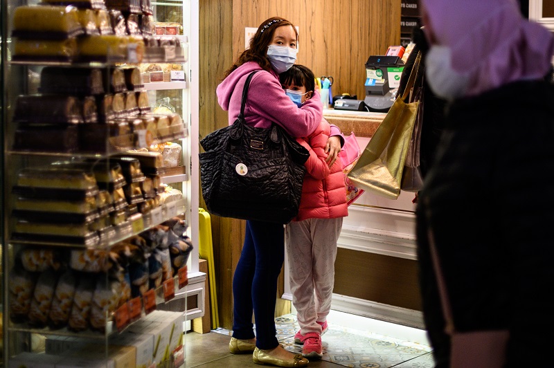 China necesita "urgentemente" mascarillas de protección para frenar epidemia