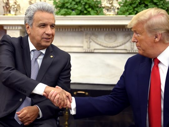 Trump dice que quiere un acuerdo comercial con Ecuador