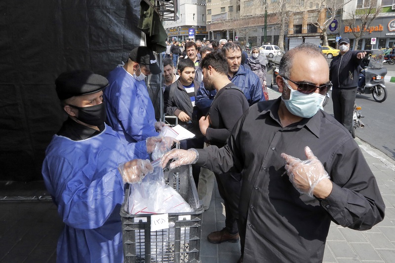 Irán anuncia 127 nuevos decesos por coronavirus y el total llega a 1.812 muertos