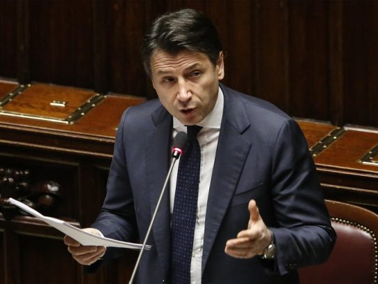 Primer ministro italiano pide perdón por retrasos en ayudas a ciudadanos y empresas