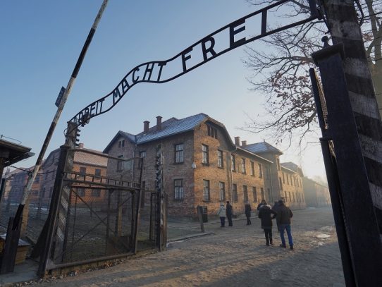 Las redes sociales para recordar a las víctimas de Auschwitz