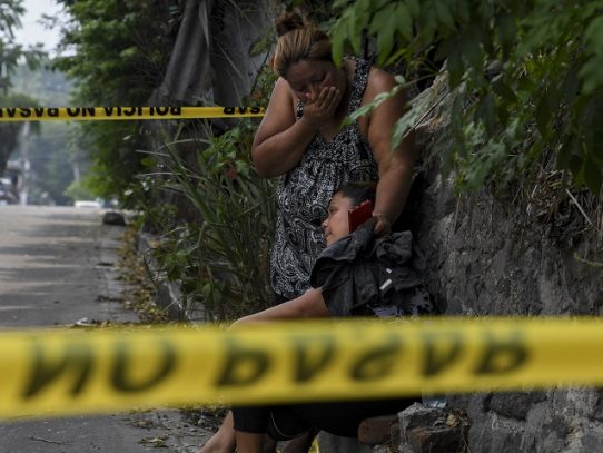 Repunta la violencia en Centroamérica después de breve tregua por Covid-19