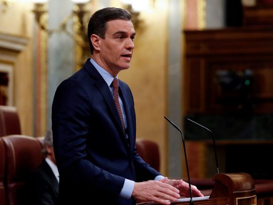 Sánchez afirma que sería "imperdonable" desconfinar prematuramente España