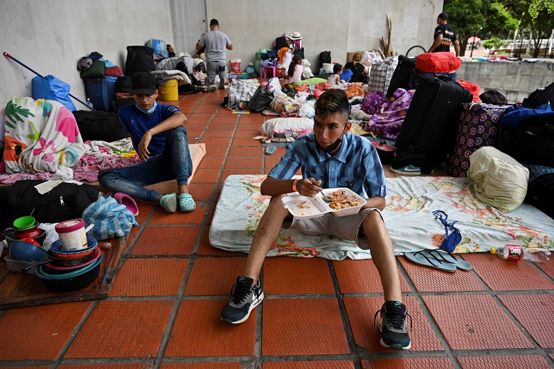 El mundo se moviliza para ayudar a migrantes venezolanos en plena pandemia