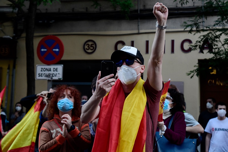 Millones de españoles inician un desconfinamiento aún negado a Madrid y Barcelona