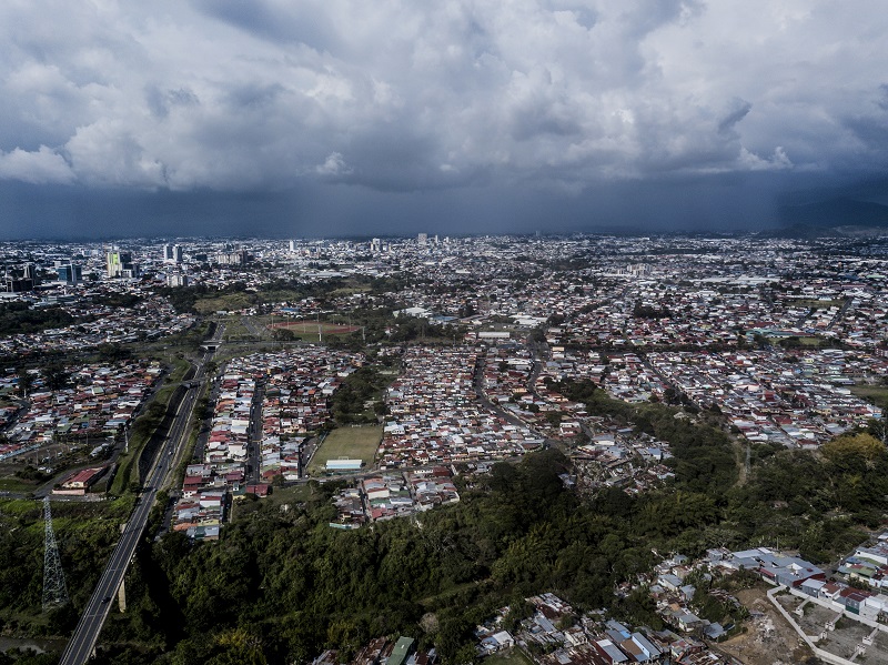 Crece disconformidad en Costa Rica por restricciones frente a pandemia