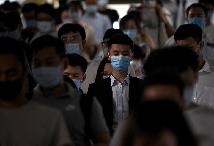 Rebrote de pandemia viral en Pekín: más de 100 casos confirmados, anuncia OMS