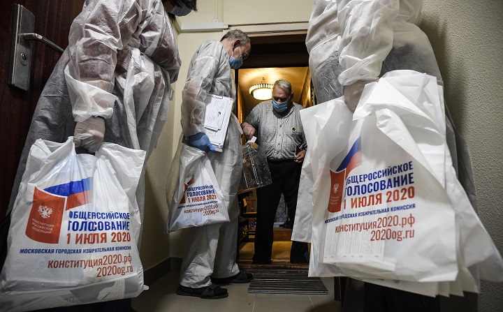 Centros de votación improvisados en Rusia para movilizar a favor de Putin
