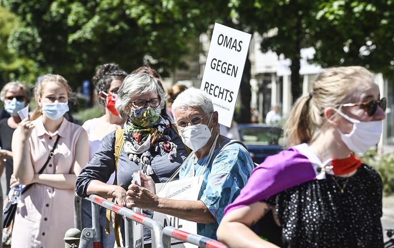 Justicia alemana autoriza una manifestación en Berlín contra las mascarillas