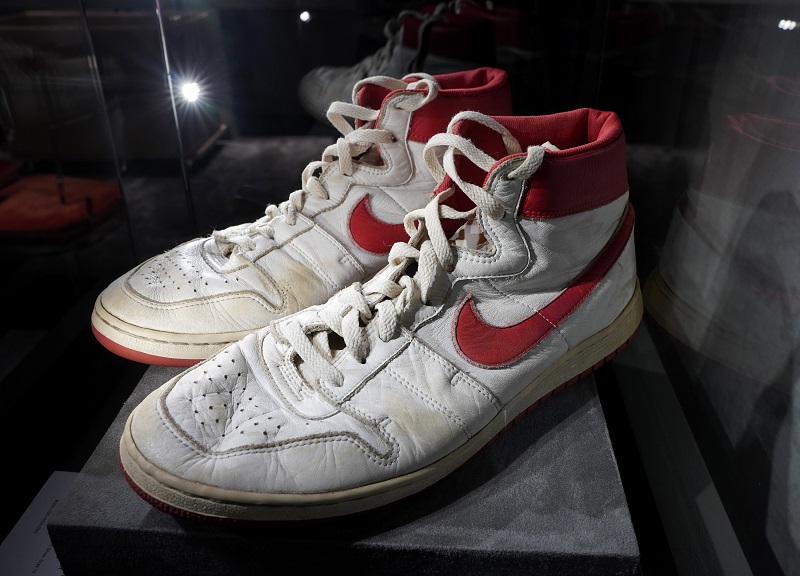 Récord mundial para unas zapatillas de Michael Jordan: 615.000 dólares