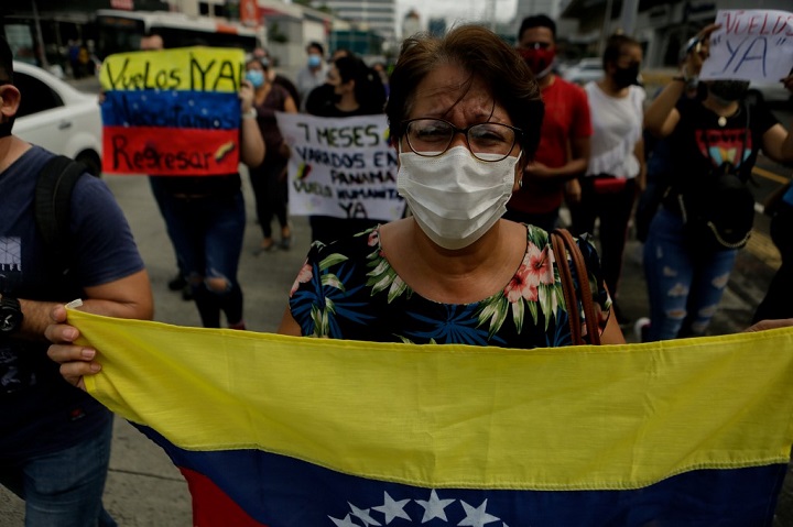 Venezolanos varados en Panamá claman por vuelo humanitario para regresar a su país