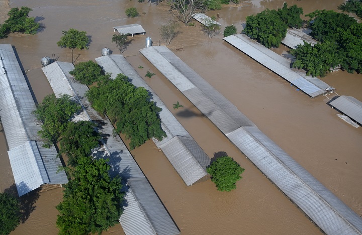 Centroamérica hace balance de daños tras destructor paso de ciclón Iota