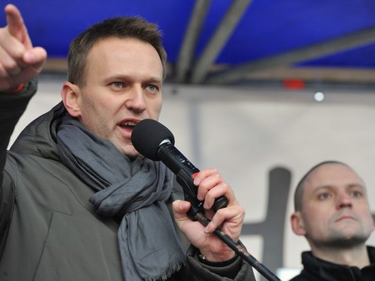 Navalni "no se arrepiente" de nada, un año después de su arresto al volver a Rusia