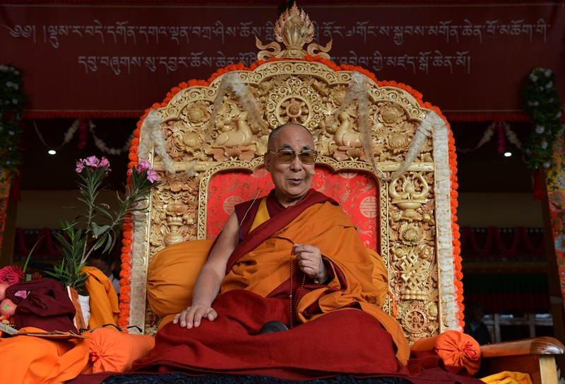El dalái lama cumple en el exilio 80 años como líder espiritual del Tíbet