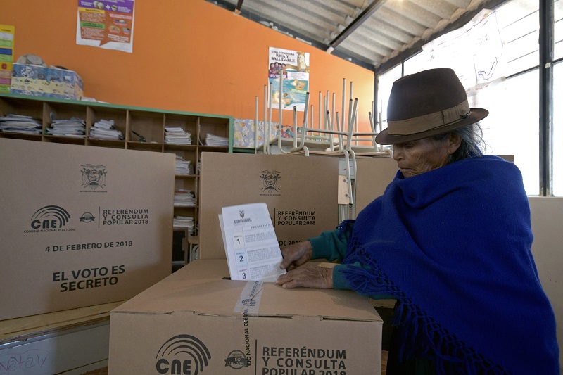 Consejo Electoral de Ecuador cierra zonas de votación en cinco países